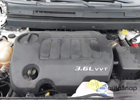 2015 Dodge Journey Crossroad z USA, uszkodzony, nr VIN 3C4PDCGG0FT547112